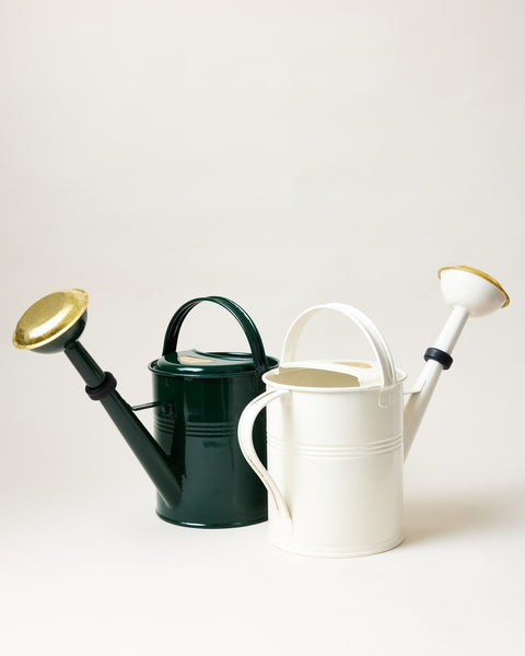 Farmer's Enameled Watering Can (white)