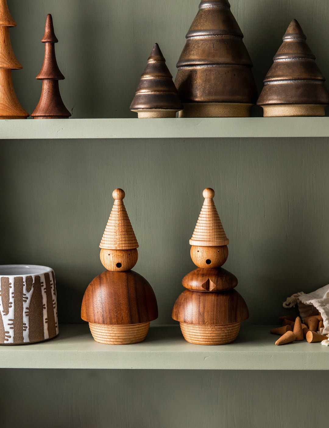 Farmhouse Pottery - Crafted Woodland Smoker - Gent