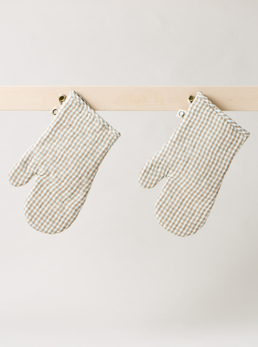 Farmhouse Pottery - Farmer's Gingham Oven Mitt