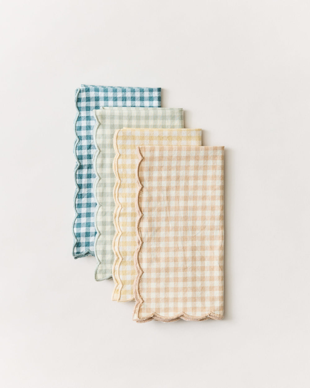 Farmhouse Pottery Scalloped Napkins - Thumbnail 3