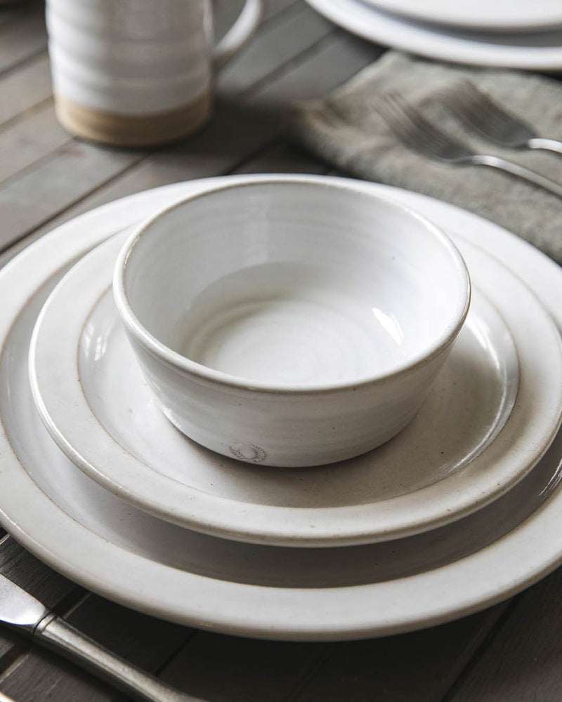 Enamel Plate - White – Farmhouse Pottery