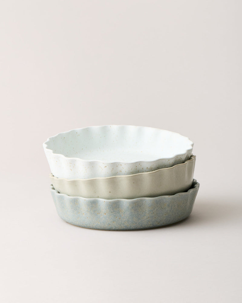 Fieldstone Ruffle Pie Dish