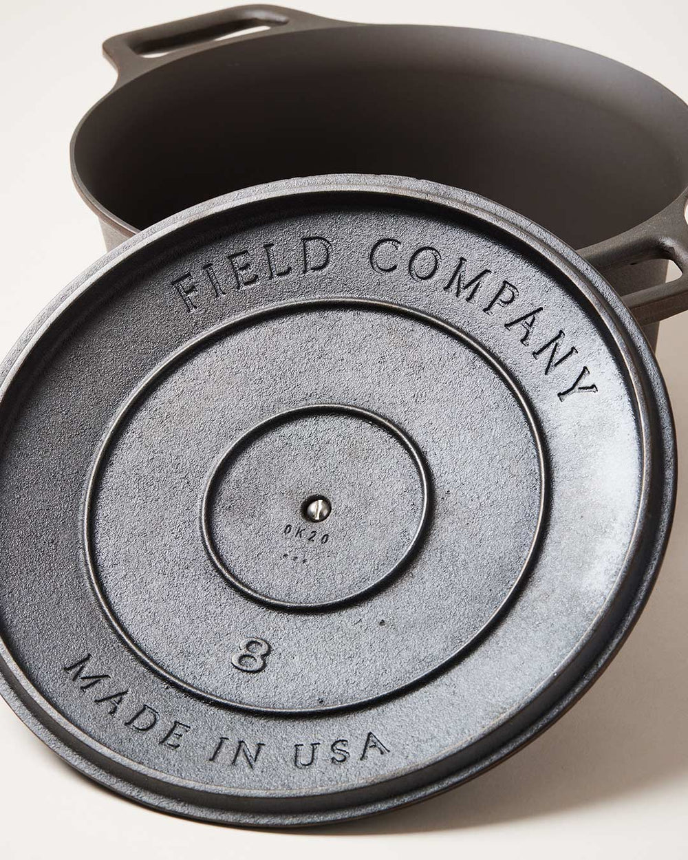 Field Company No. 8 Cast Iron Dutch Oven, 4.5 qt.