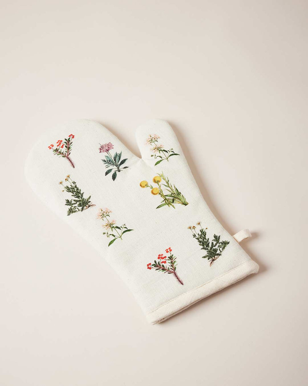 Farmhouse Style Oven Mitts Set of 2. Soft Floral Oven Gloves. Shabby Chic  Baking Gloves. Oven Mittens. Kitchen Gloves. Christmas Gift 